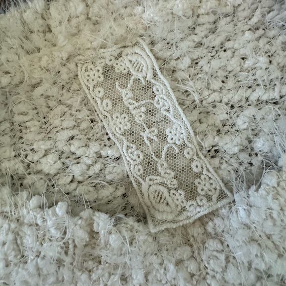 Cozy Cloud White Sweater - Picture 7 of 8